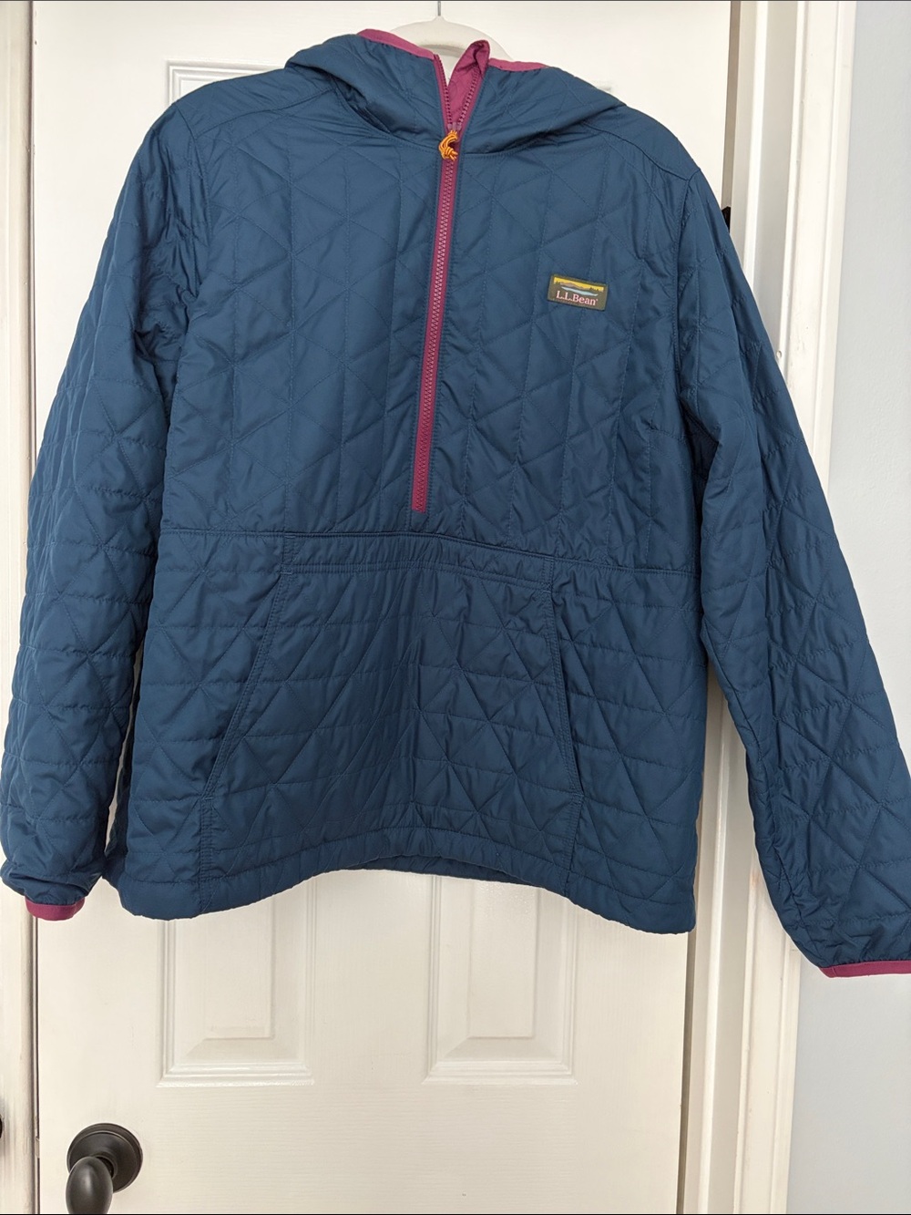 LLBean Women’s Insulated Anorak Navy & Magenta - XL